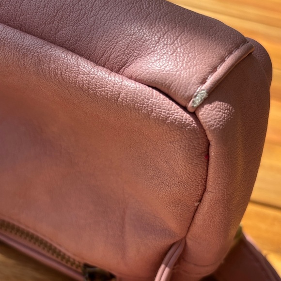 Joy Susan Kylie Double Zip Sling Belt Bag in Blush. Good used condition - Picture 7 of 12